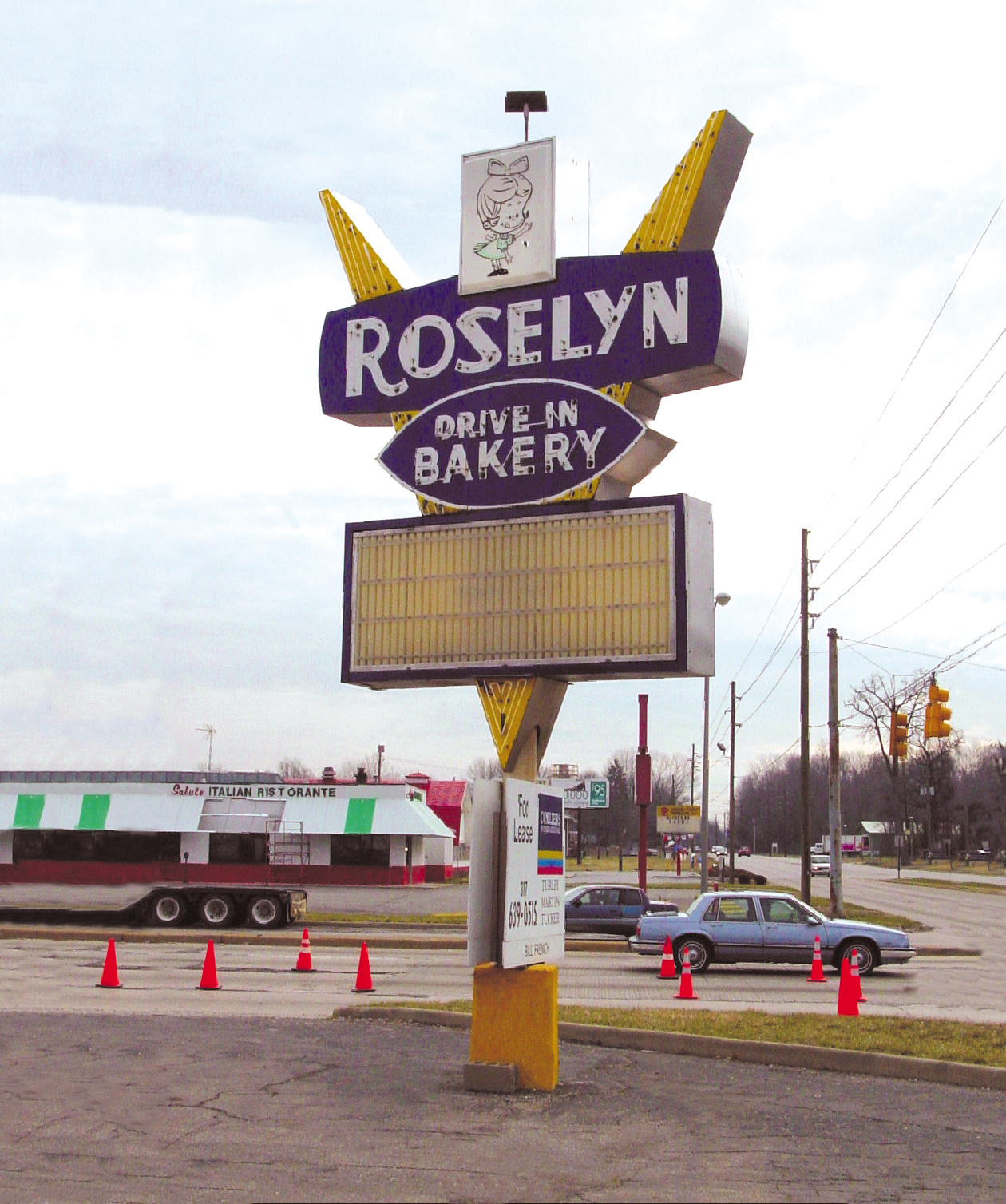 Roselyn Bakery